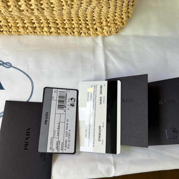 ❌❌SOLD New Prada Raffia Large Tote - Picture 7 of 13